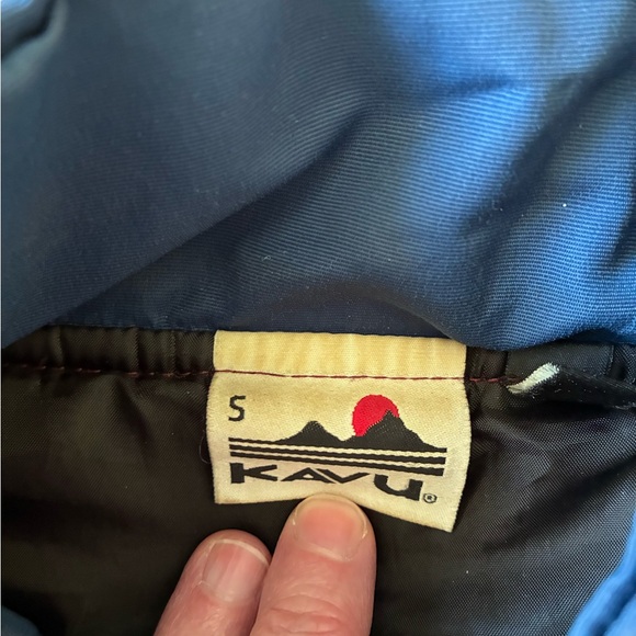 Kavu Blanche Burgundy and Blue Outdoor Vest Size Women’s Small - Picture 4 of 5